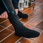 Knitted socks from “Okstind” in the color black.