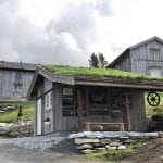 New public service building with toilets and showers in the same antique style as the rest of Inderdalen Farm.